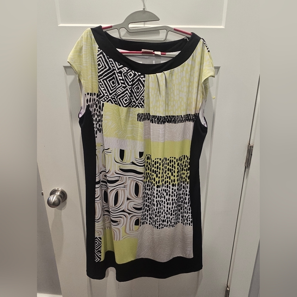 Chico’s Women’s 3 (22/24) Sleeveless Shift Dress Abstract Geometric Print Black